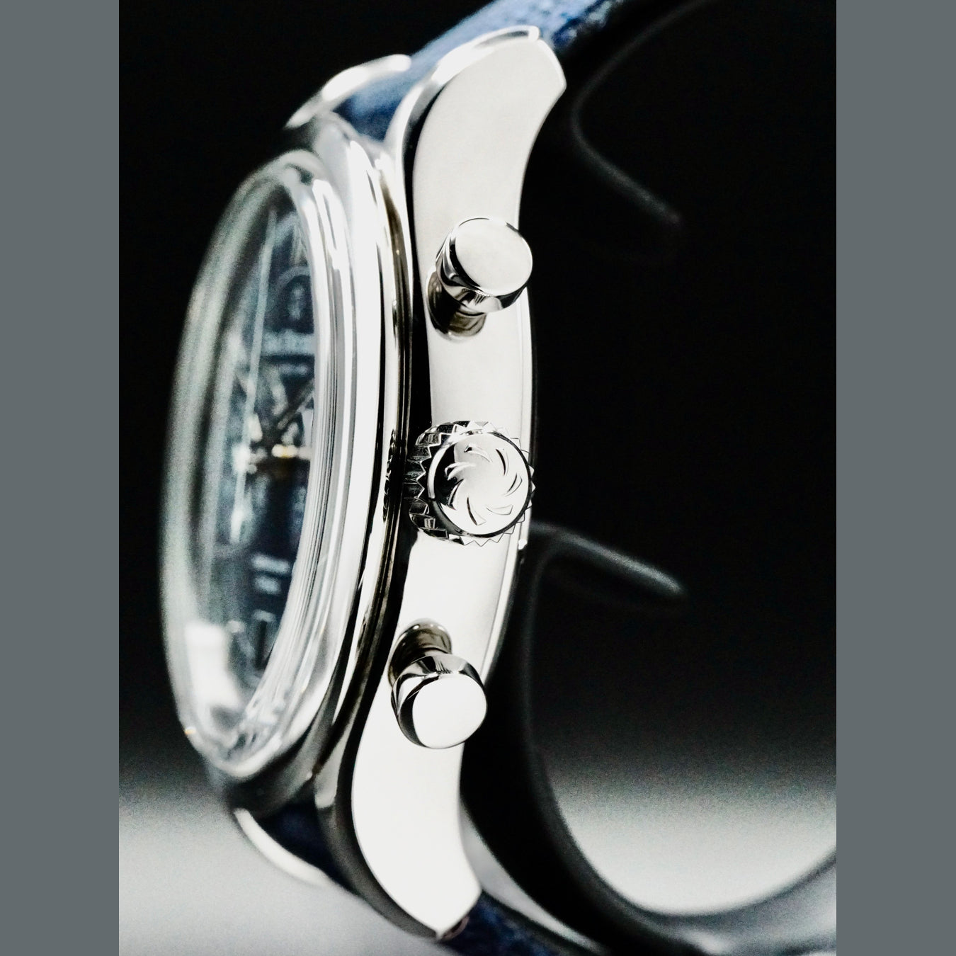 Carl F. Bucherer 10919.08.53.21 Manero Flyback
