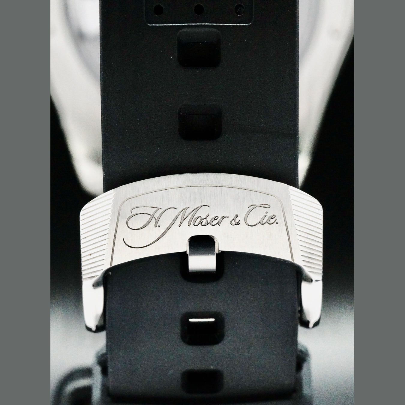 H. Moser & Cie. 3200-1214 Pioneer Centre Seconds Mega Cool