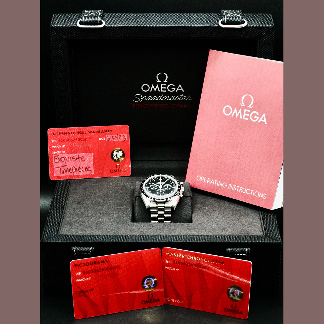 Omega 310.30.42.50.01.002 Speedmaster Moonwatch Professional Master Chronograph