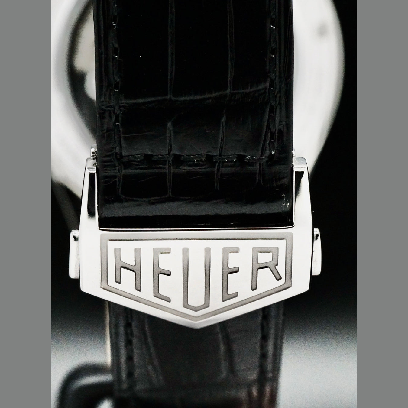 TAG Heuer CBK221G.FC6479 Carrera 39mm Red Dial