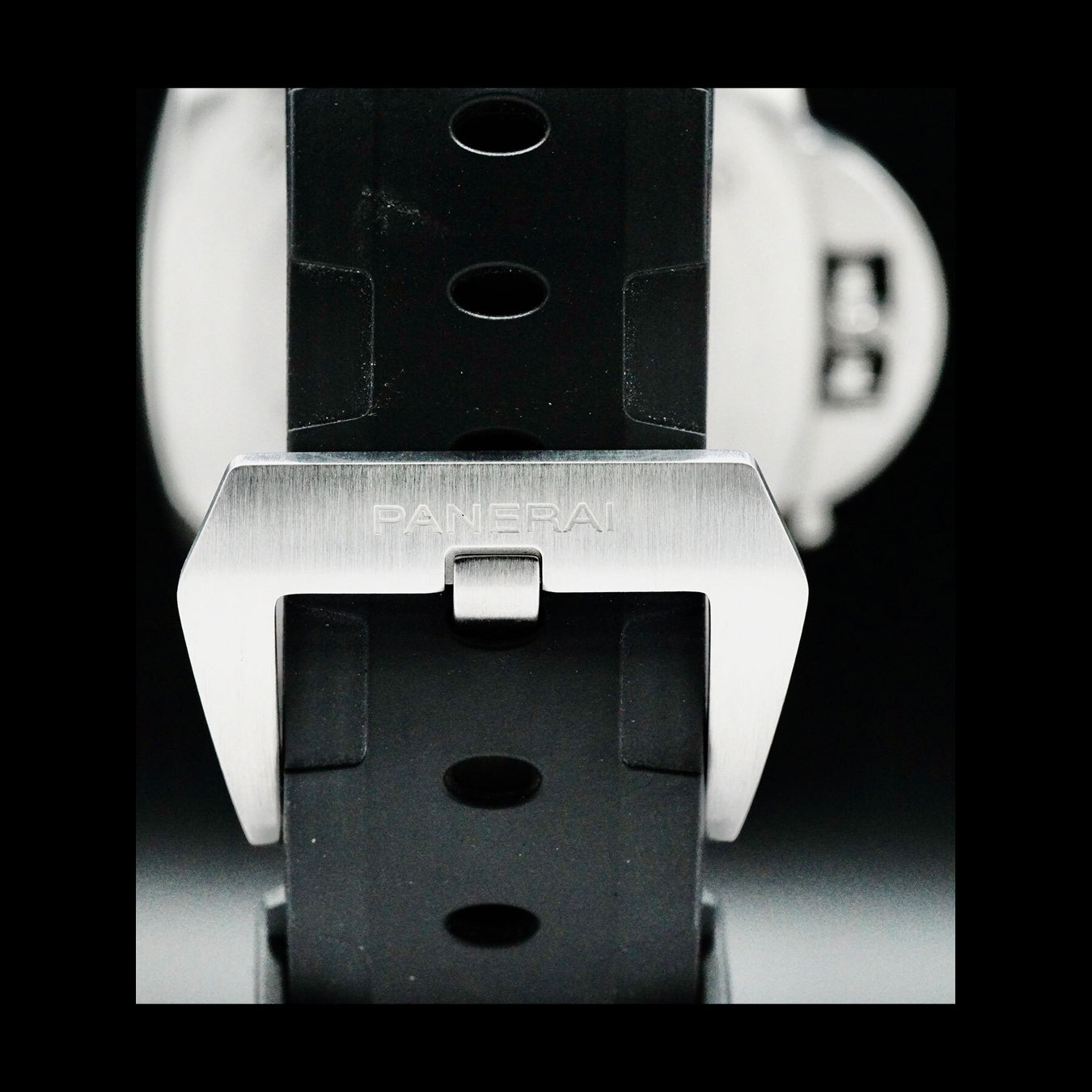 Panerai PAM00973 Luminor Submersible 42mm Black Dial Rubber Strap