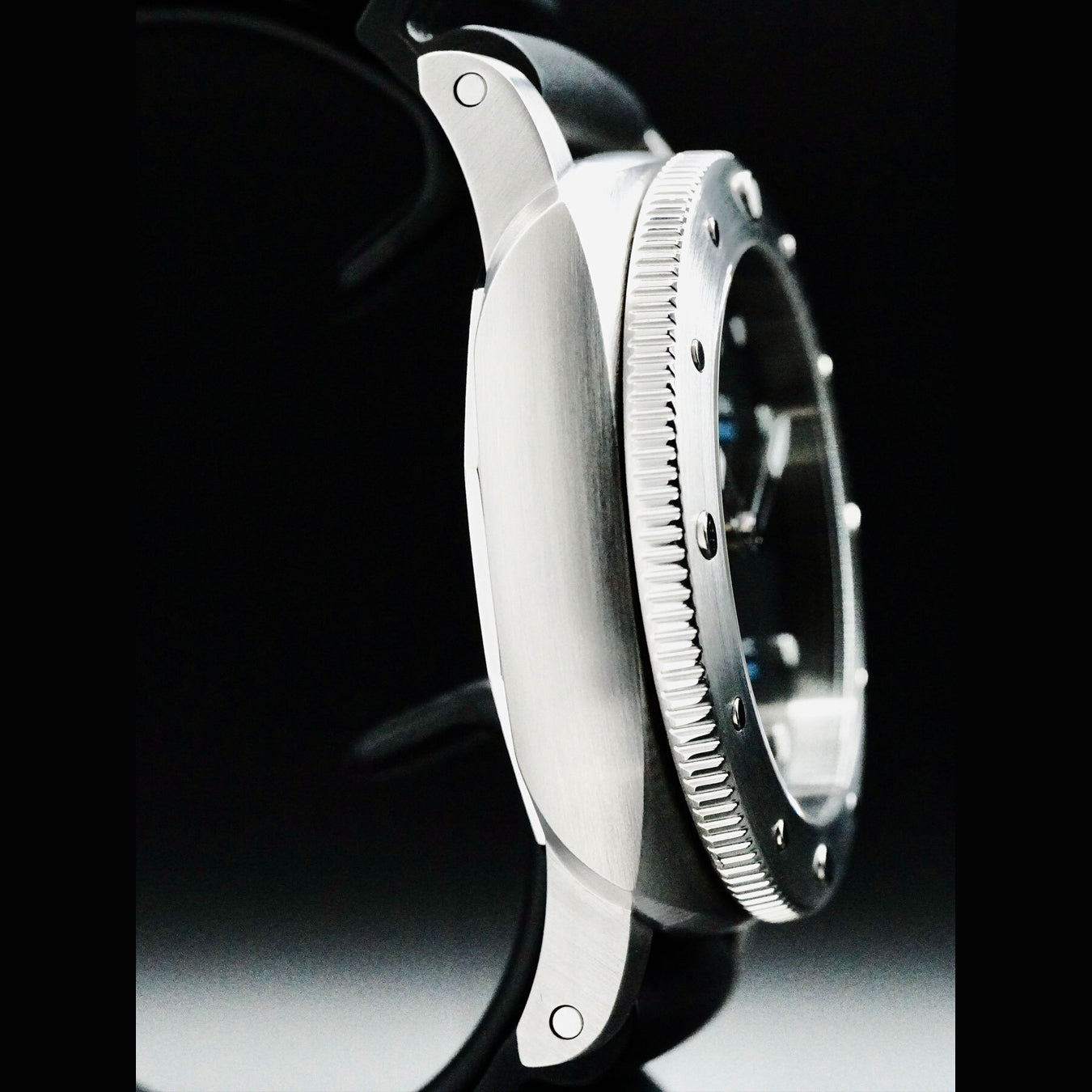 Panerai PAM00973 Luminor Submersible 42mm Black Dial Rubber Strap
