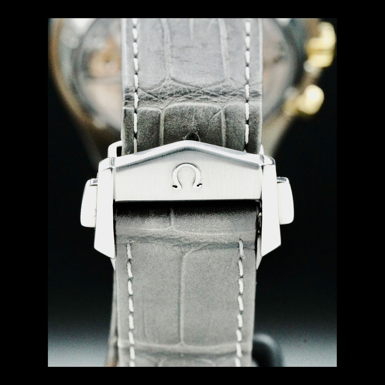 Omega 304.23.44.52.06.001 Speedmaster Moonwatch Master Chronometer Moonphase