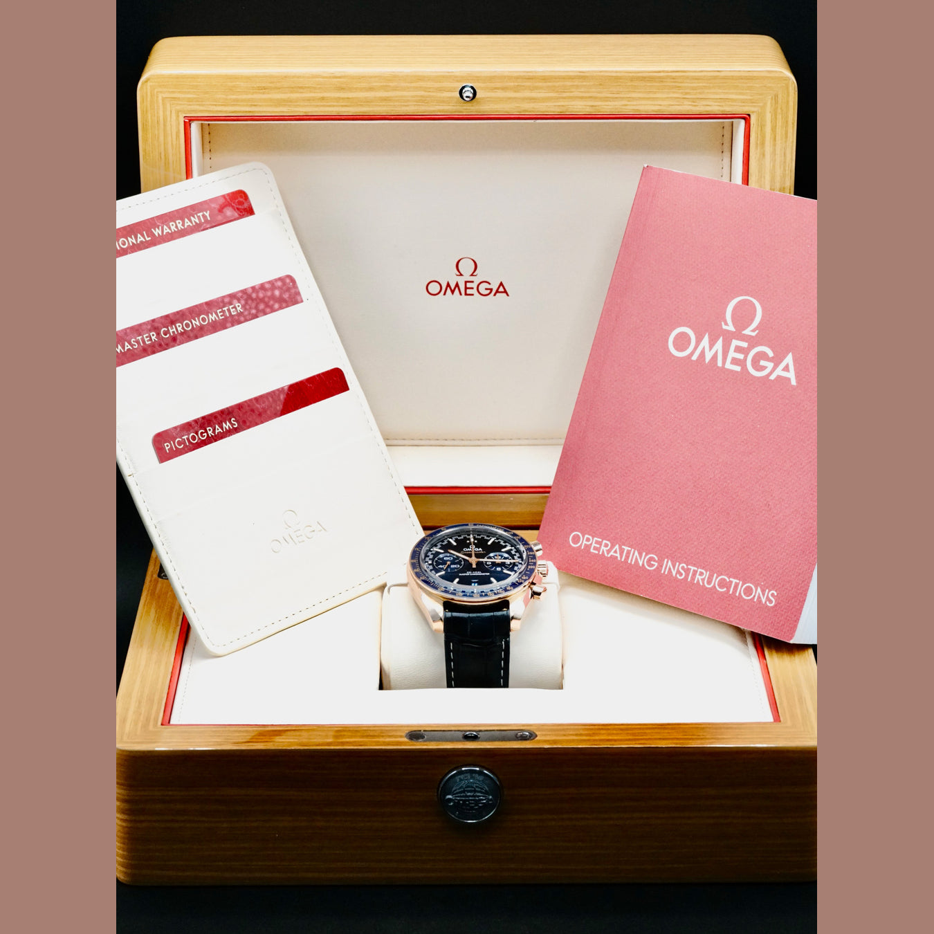 Omega 329.53.44.51.03.001 Speedmaster Racing Master Chronometer Sedna Gold