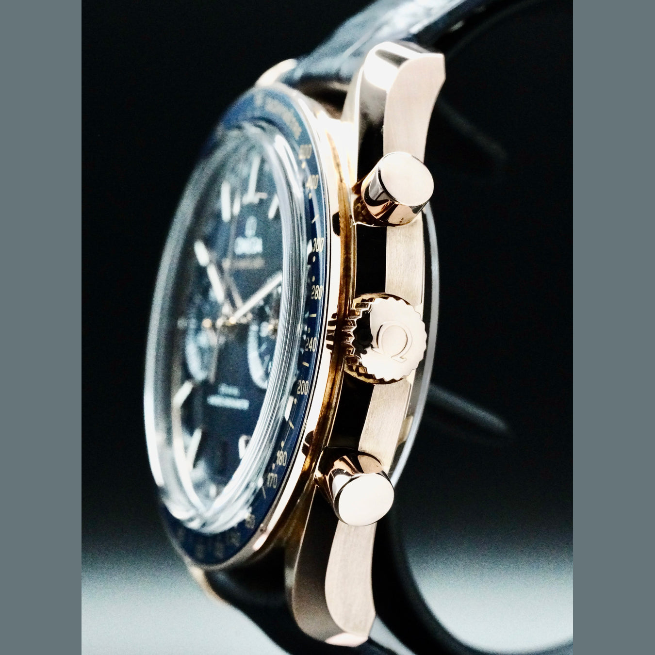 Omega 329.53.44.51.03.001 Speedmaster Racing Master Chronometer Sedna Gold