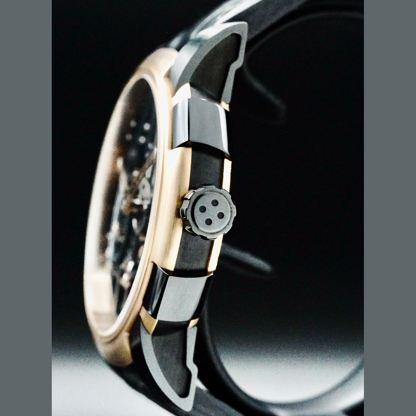 Romain Jerome RJ.M.AU.031.02 Moon DNA