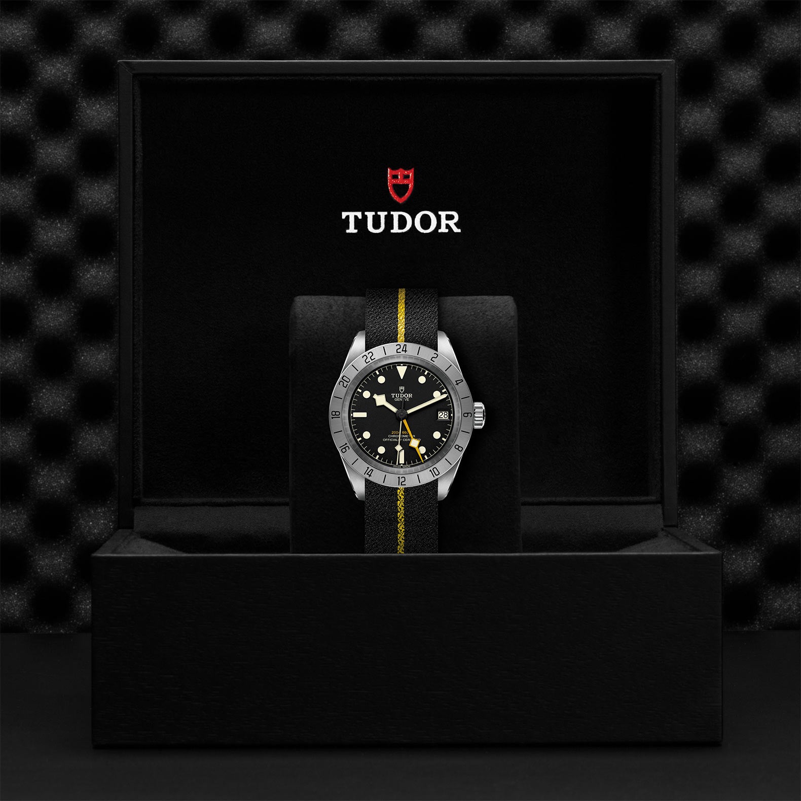 TUDOR Black Bay Pro M79470-0002