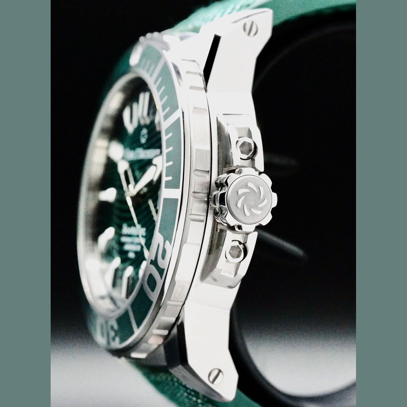Carl F. Bucherer 00.10632.23.93.01 Patravi Chronometer