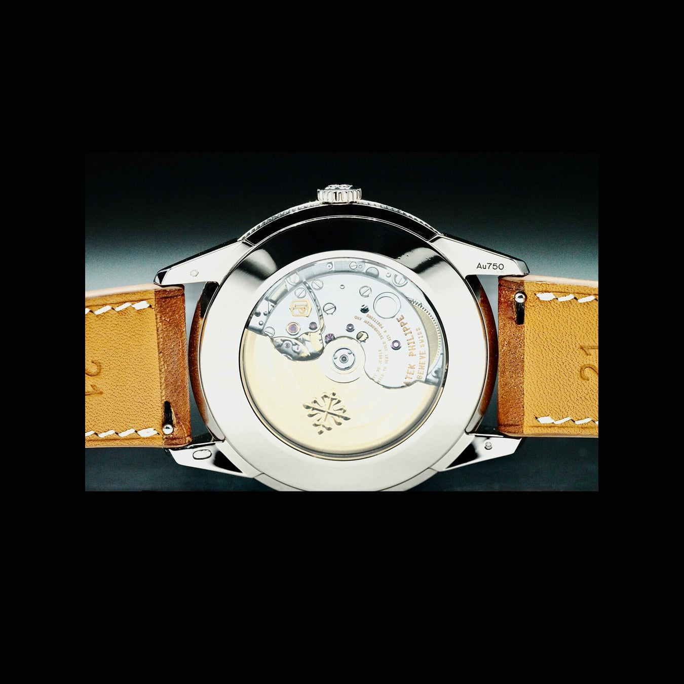Patek Philippe 5226G-001 Calatrava