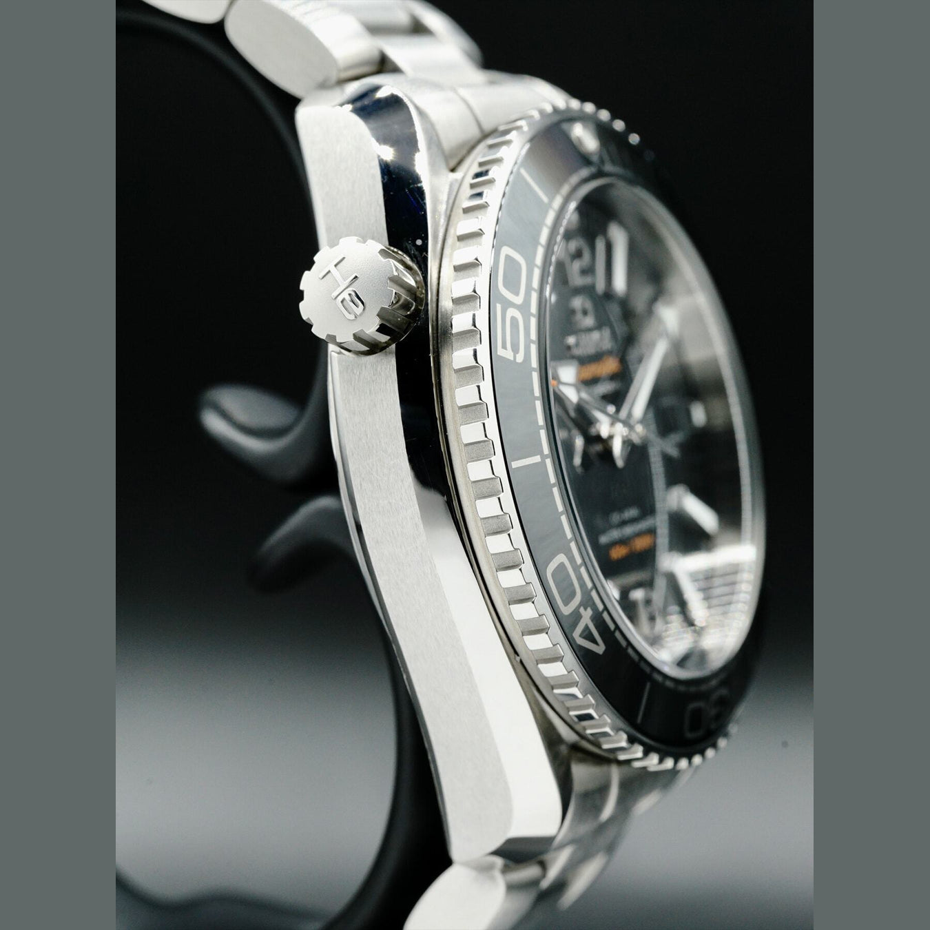 Omega 215.30.40.20.01.001 Planet Ocean Co-Axial Master Chronometer 39.5mm Black Dial on Bracelet