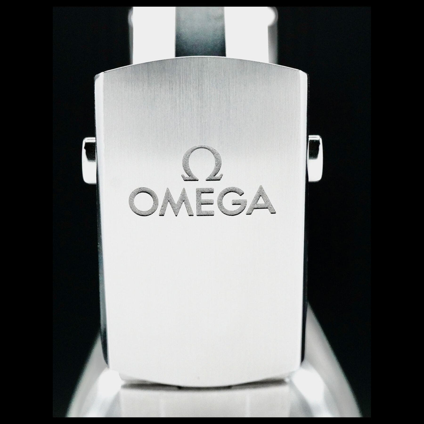 Omega 215.30.40.20.03.002 Seamaster Planet Ocean 600M Summer Blue