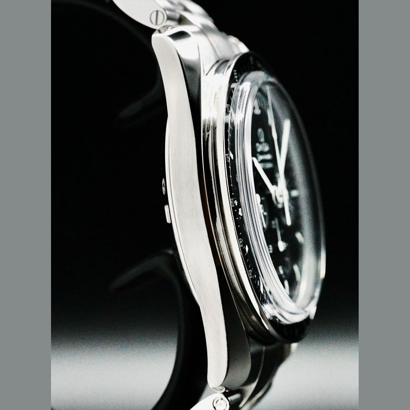 Omega 311.30.42.30.01.006 Speedmaster Moonwatch