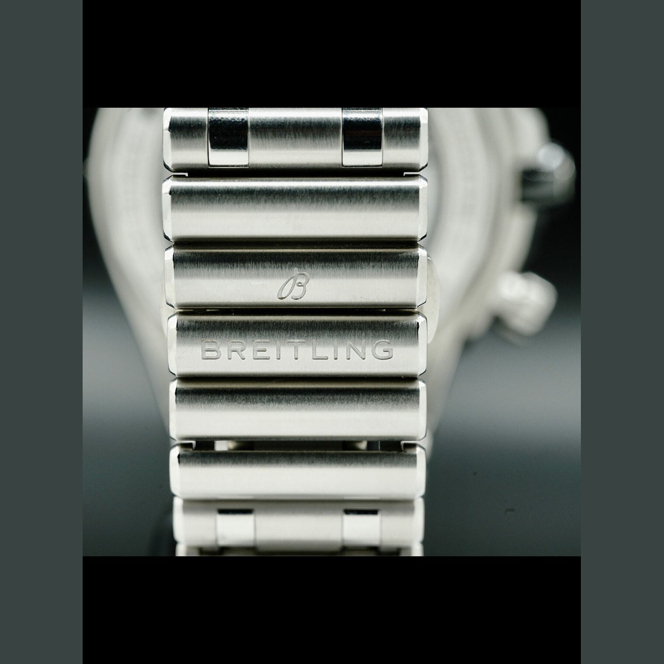 Breitling AB0136 Super Ocean