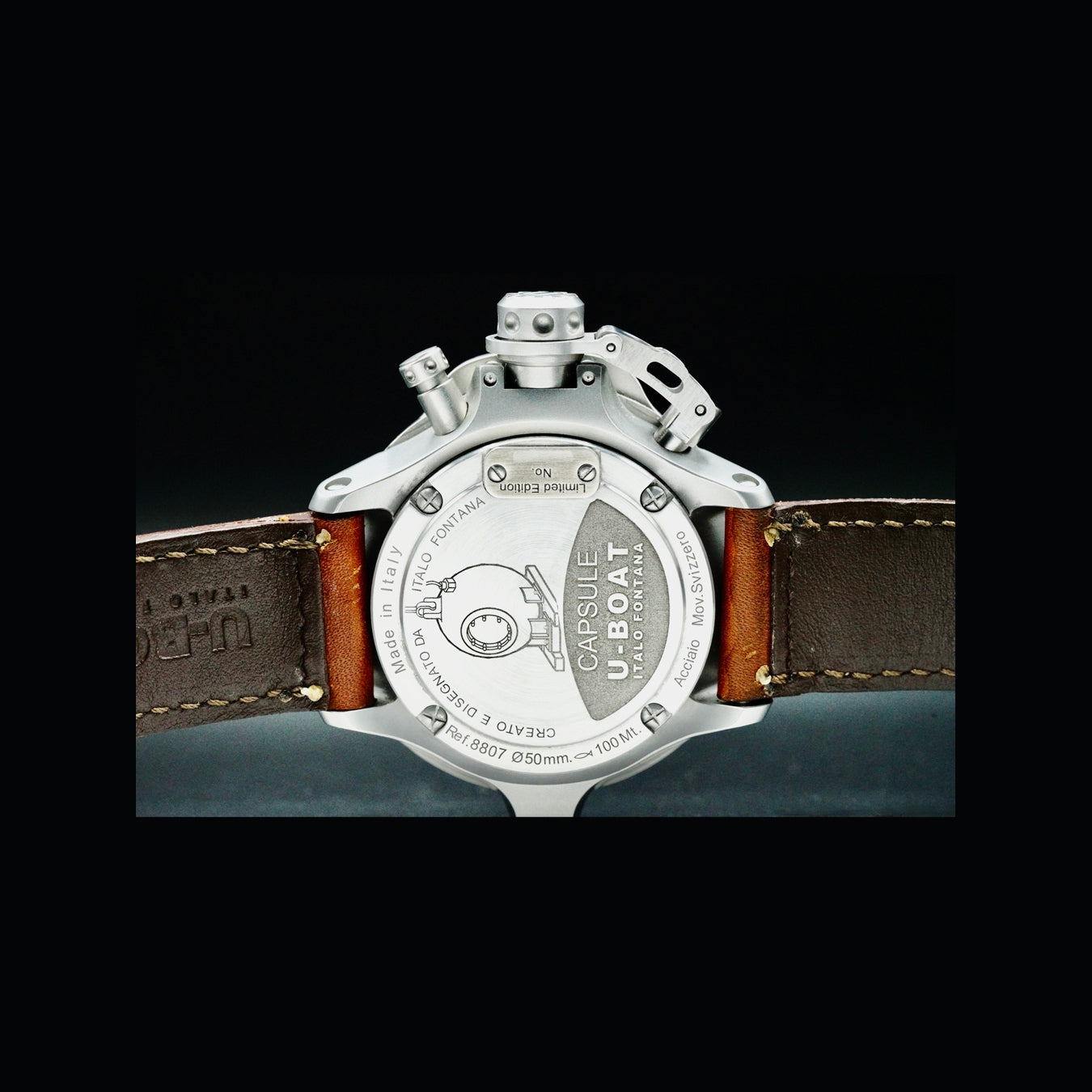 U-Boat 8807 Capsule