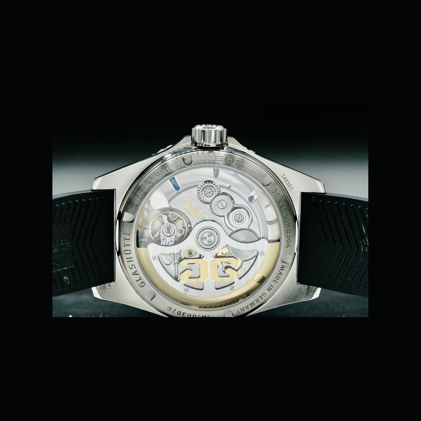 Glashütte Original 1-36-13-01-80-33  SeaQ Panorama Date Black Dial on Strap