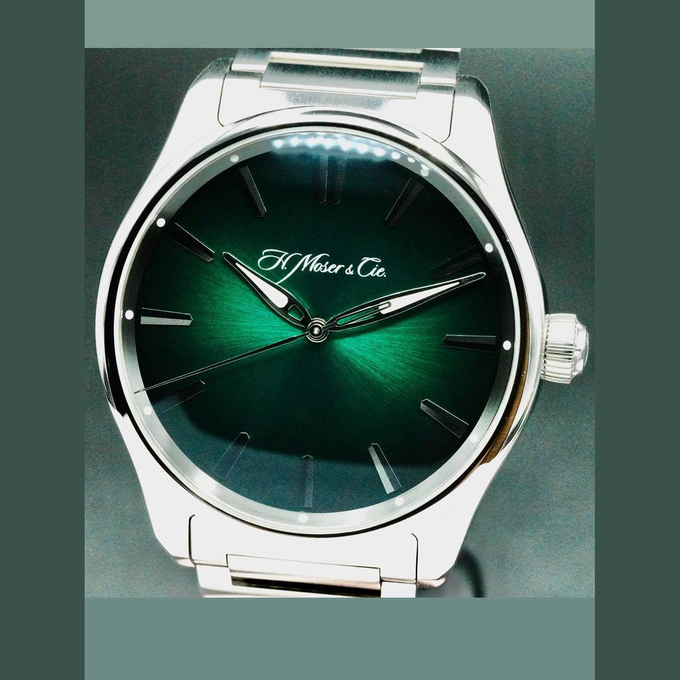 H. Moser & Cie. 3200-1202 Pioneer  Centre Seconds Green