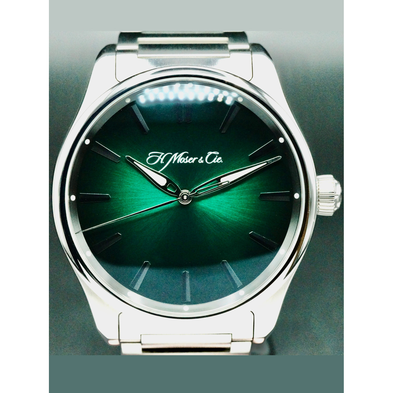 H. Moser & Cie. 3200-1202 Pioneer  Centre Seconds Green