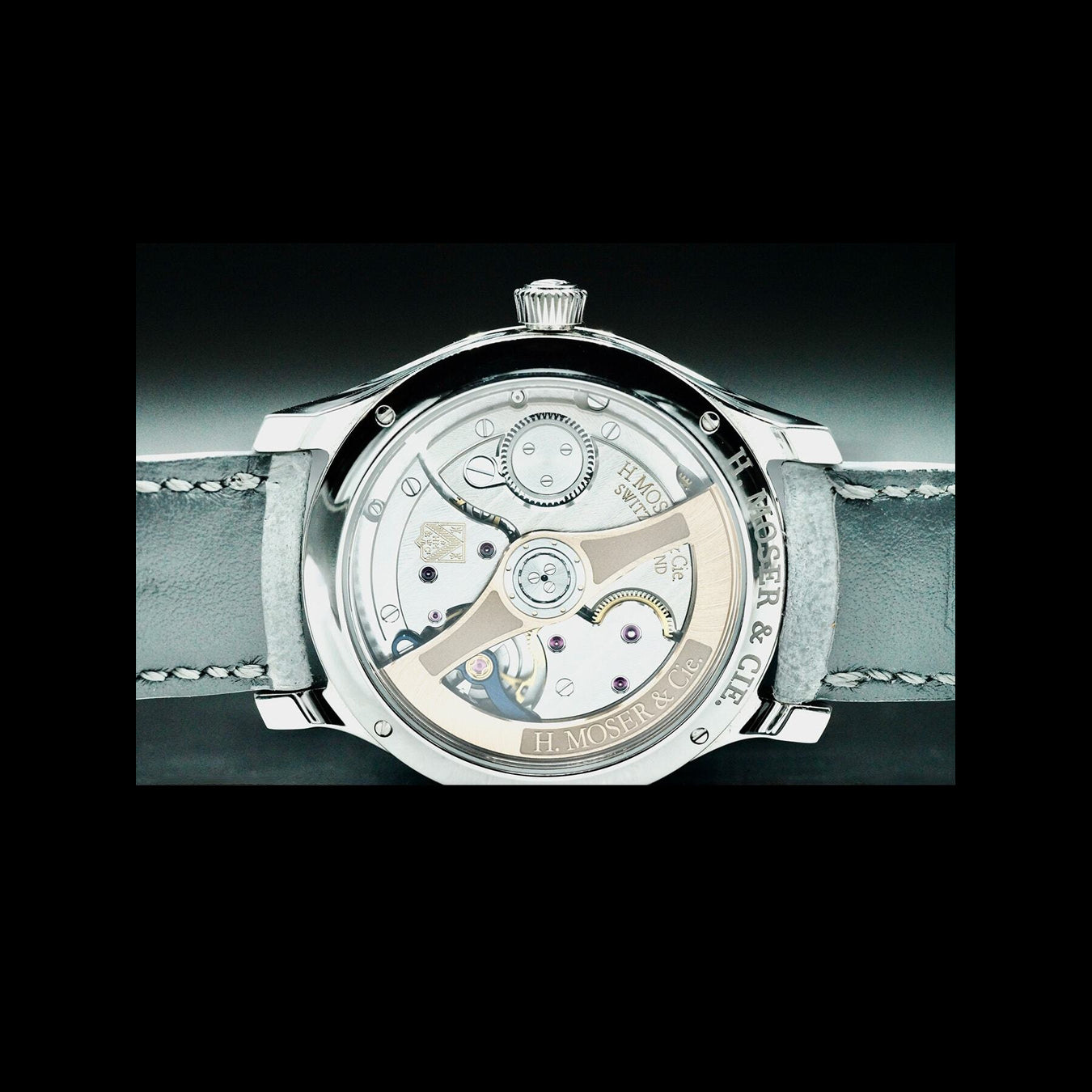 H. Moser & Cie. 1200-1233 Endeavor Center Seconds Concept Lime Green