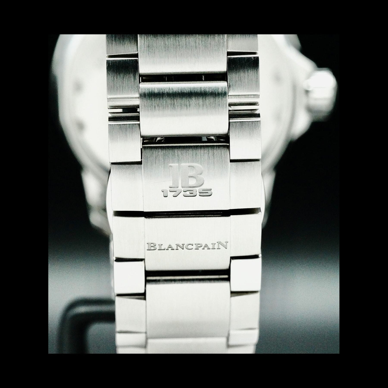 Blancpain 5015 1130 52A Fifty Fathoms Steel Black Dial