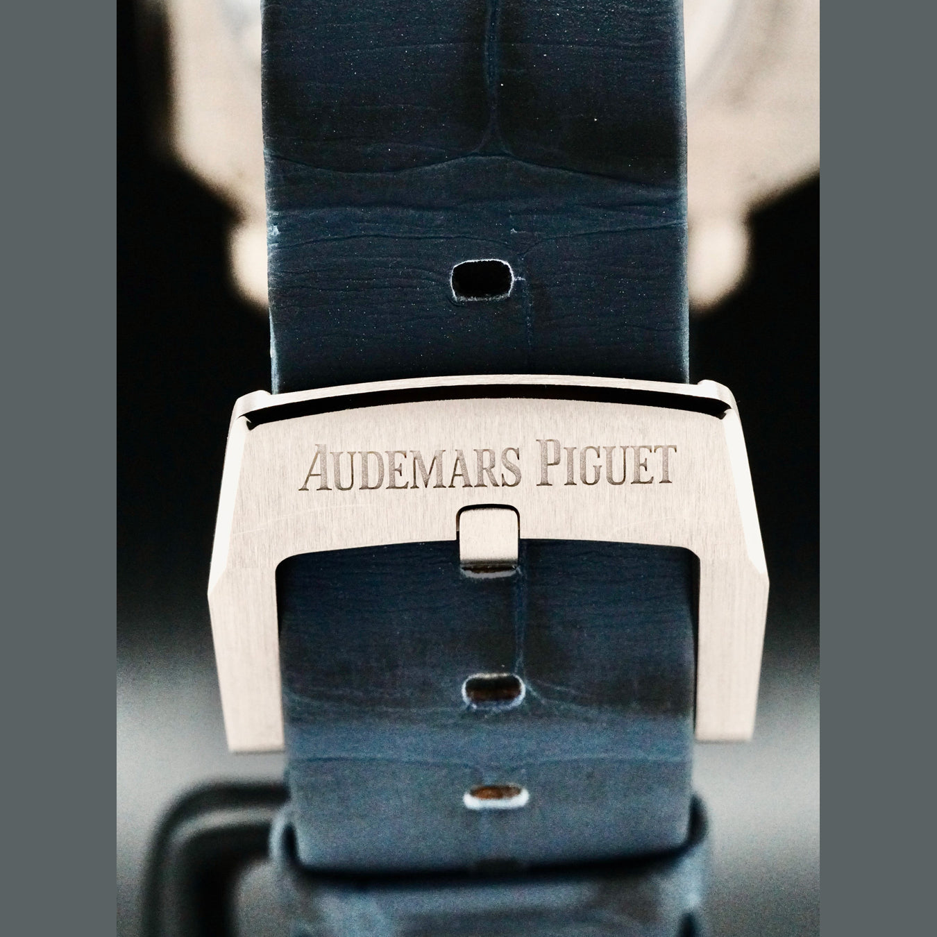 Audemars Piguet 15240SG.OO.A347CR.01