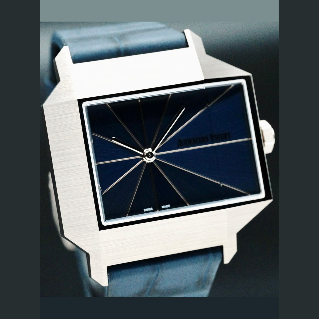 Audemars Piguet 15240SG.OO.A347CR.01