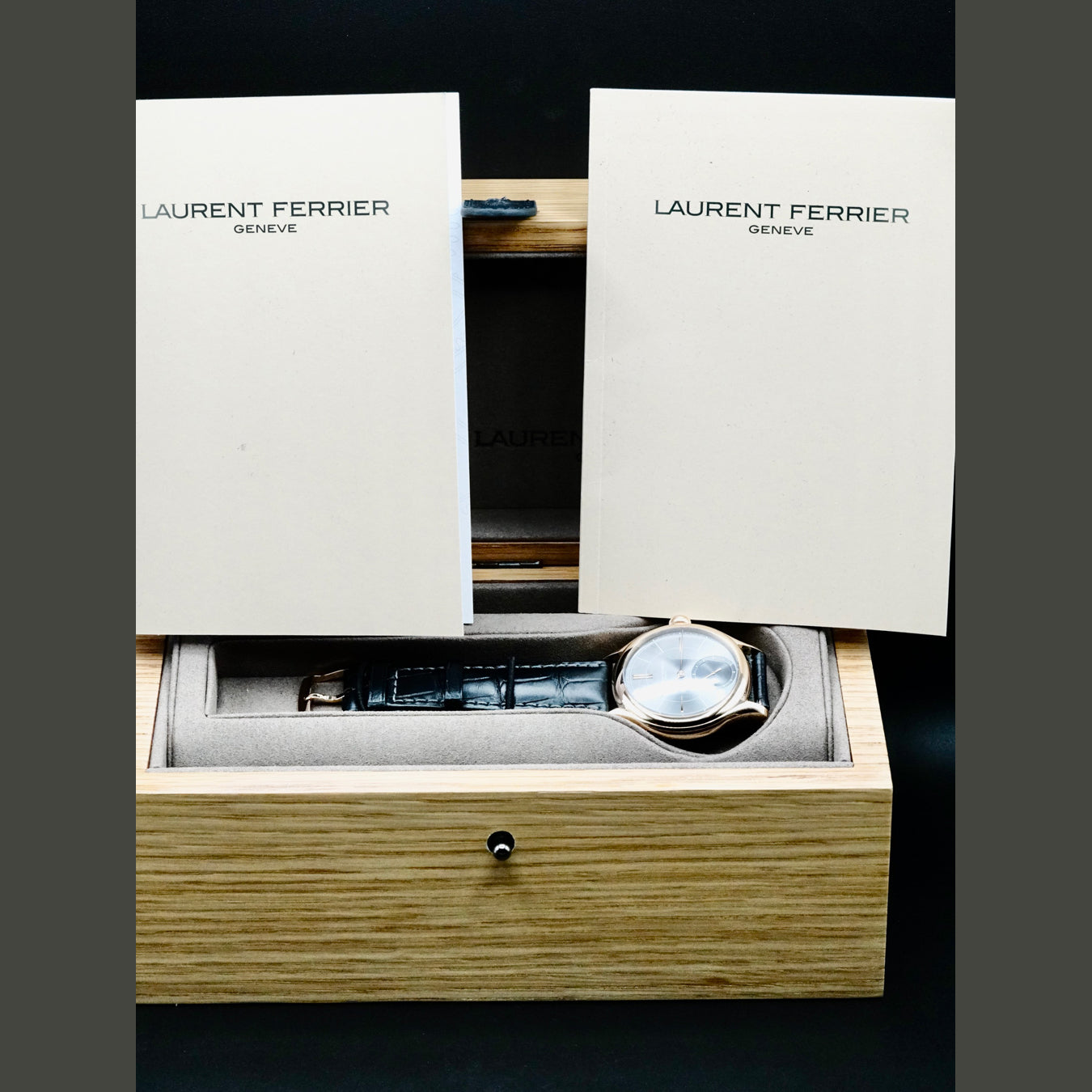 Laurent Ferrier LCF004.R5.AR7.1 Classic Micro Rotor Red Gold Sunburst Slate Grey