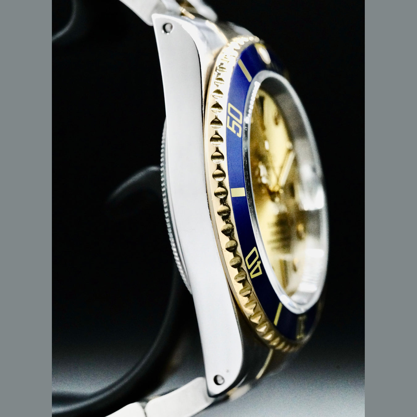 Rolex 16613 Sunmariner Date Two-Tone Serti Champagne Dial