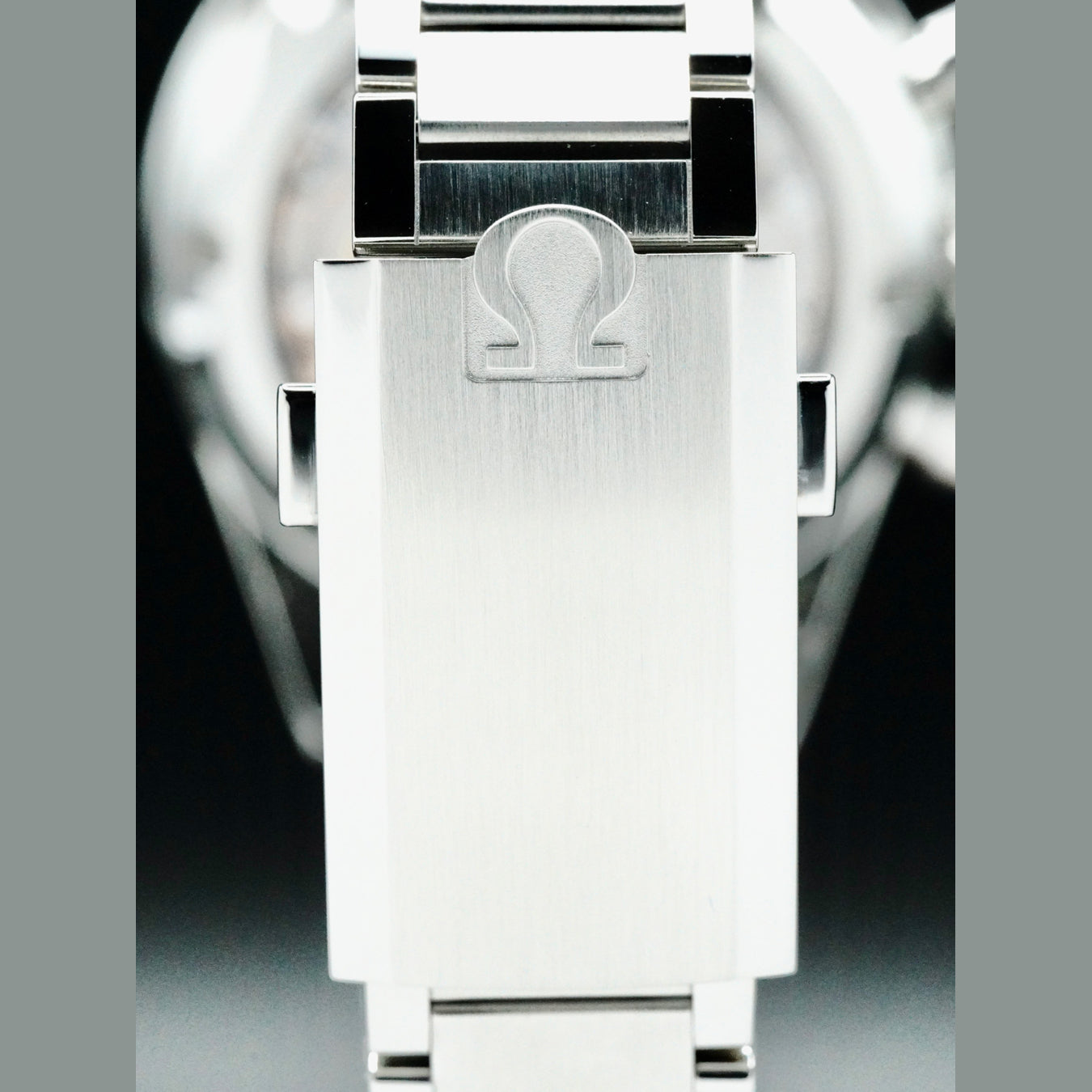 Omega 311.30.40.30.01.001 Speedmaster Moonwatch Calibre 321 Ed White
