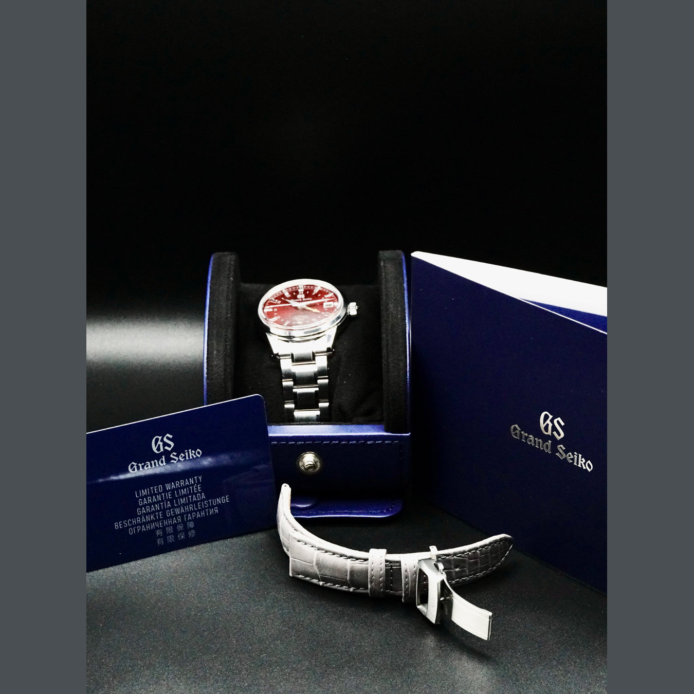 Grand Seiko SBGJ273 Hi-Beat 36000 GMT Yuka Momiji