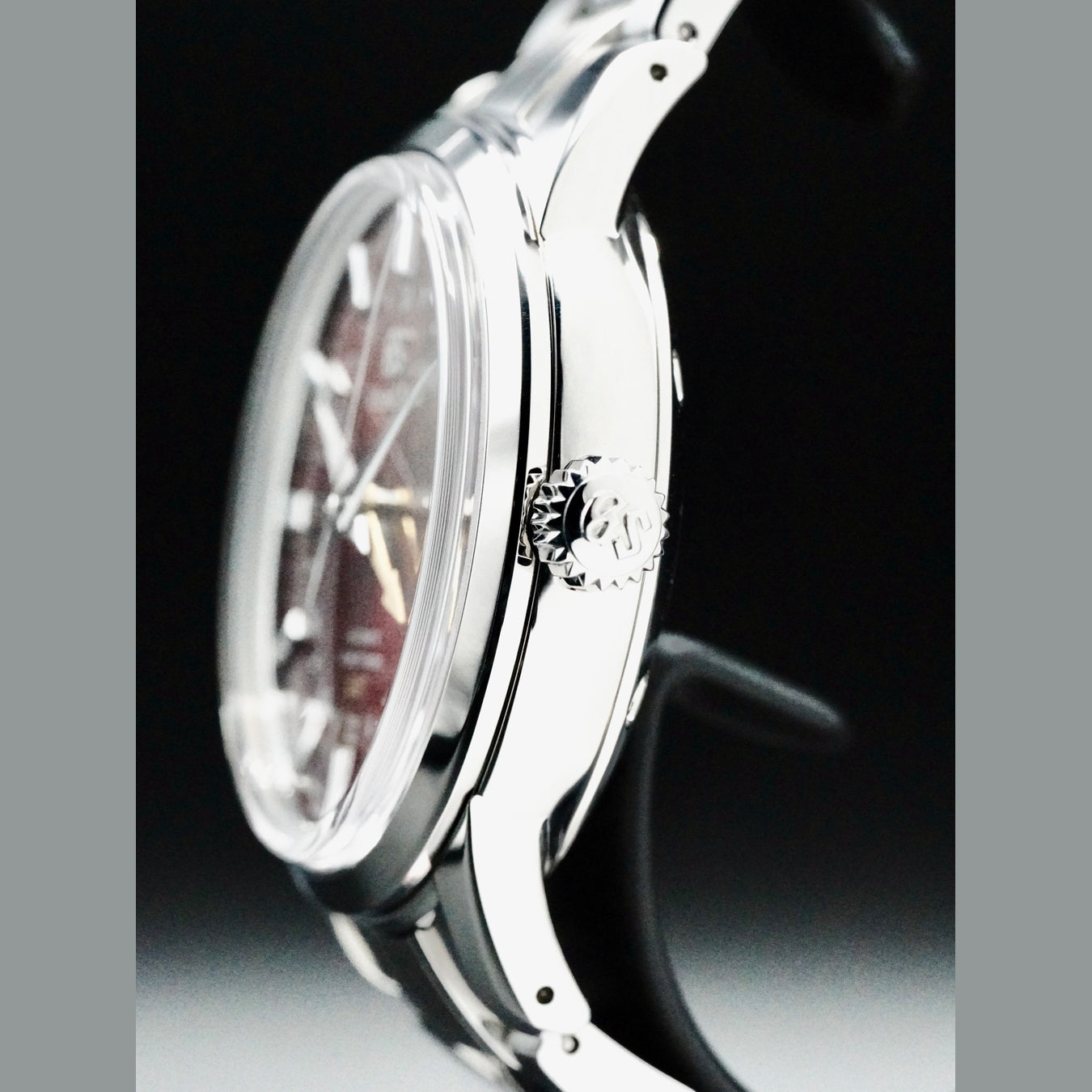 Grand Seiko SBGJ273 Hi-Beat 36000 GMT Yuka Momiji