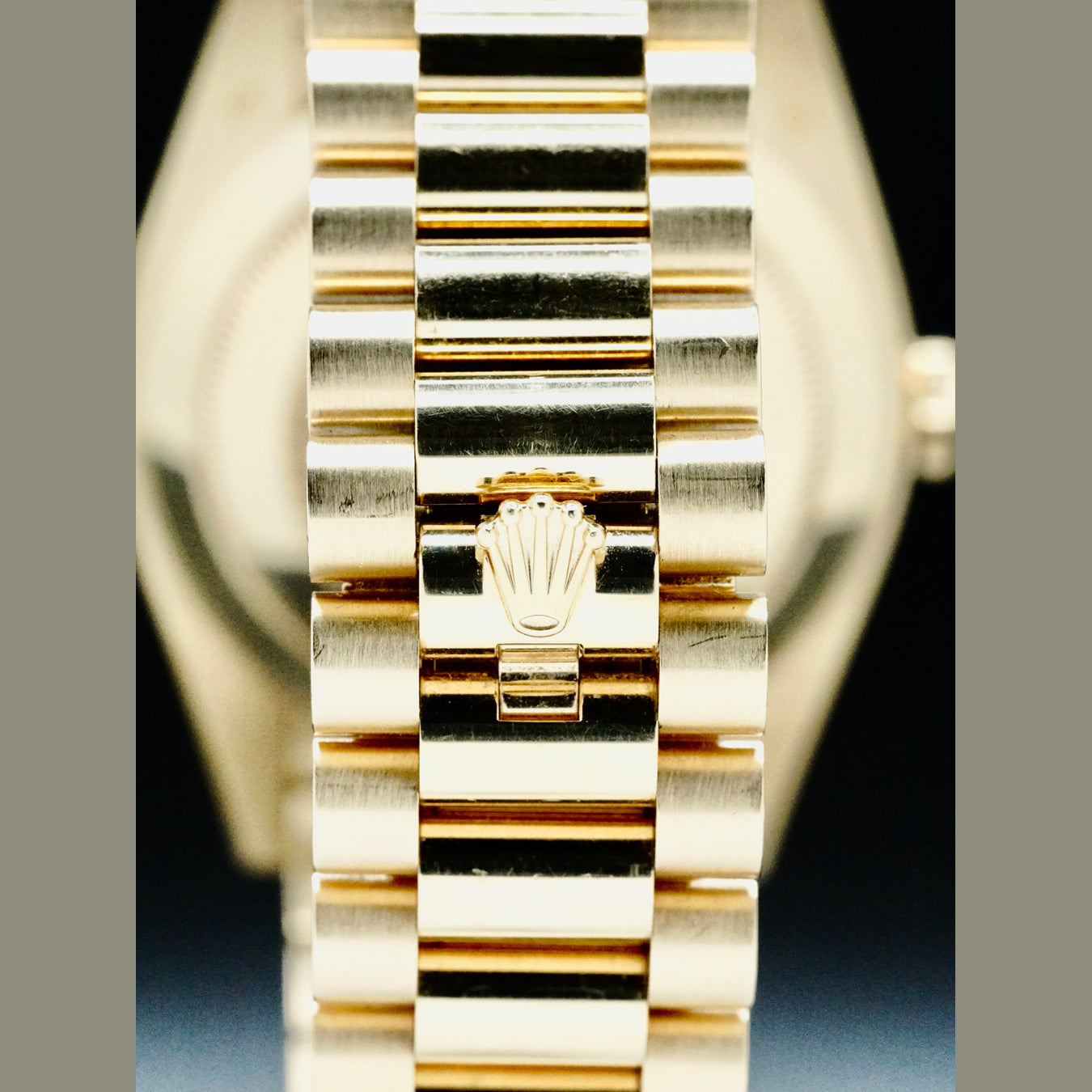 Rolex M228238-0042 Day Date President White Roman Dial 40mm