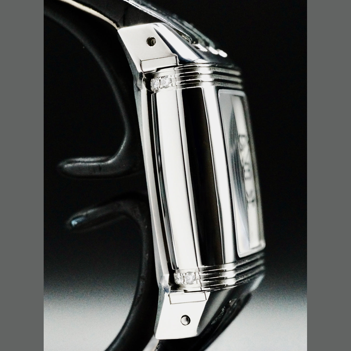 Jaeger LeCoultre 296.8.74 Reverso Gran Sport Diamond Bezel