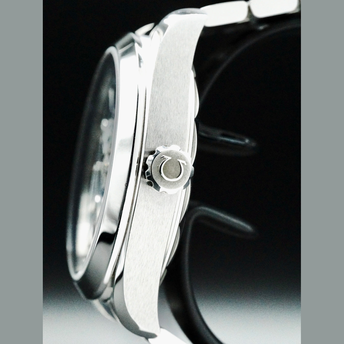 Omega 220.12.43.22.03.001 Seamaster Aqua Terra 150m GMT World Timer 43mm
