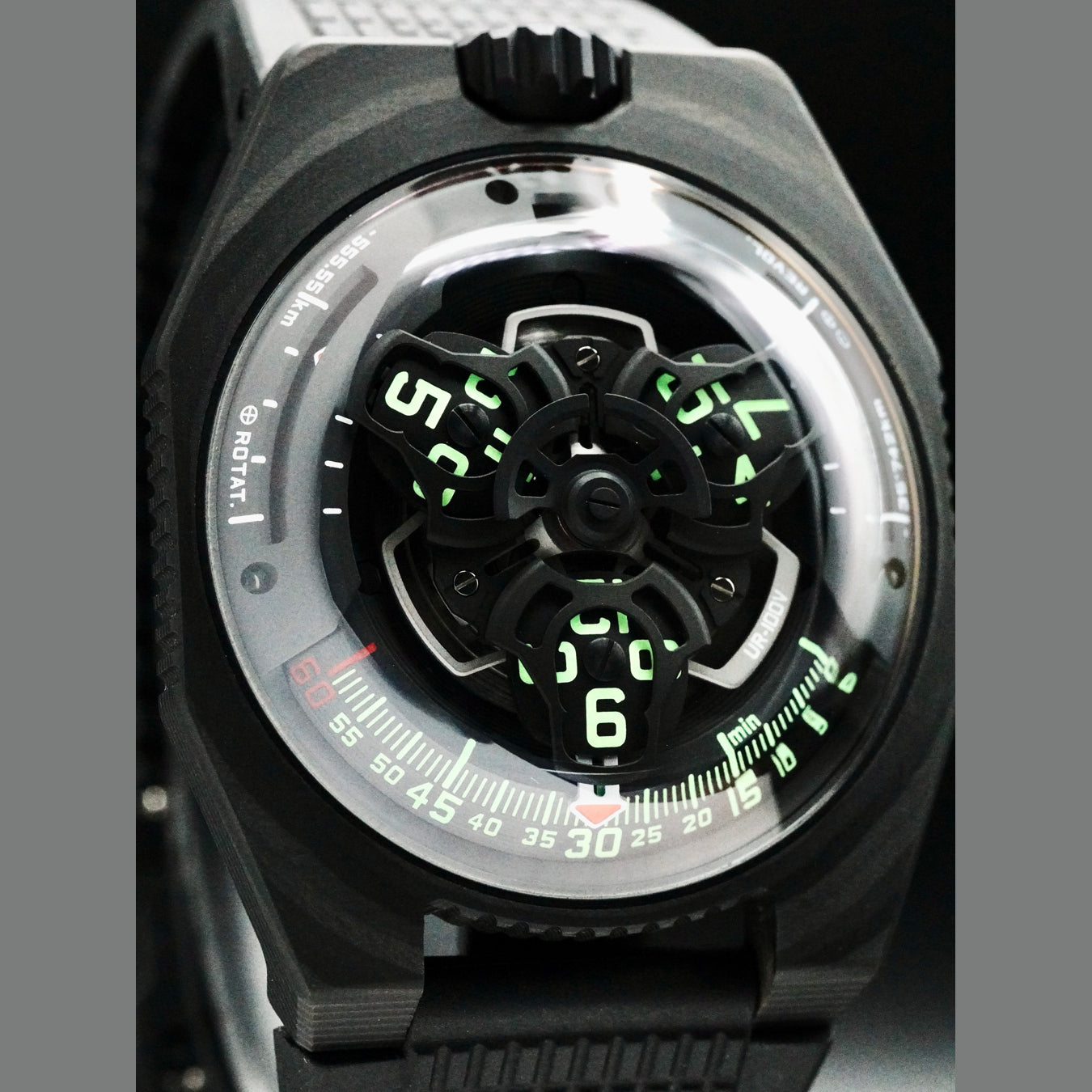 Urwerk UR-100V C52