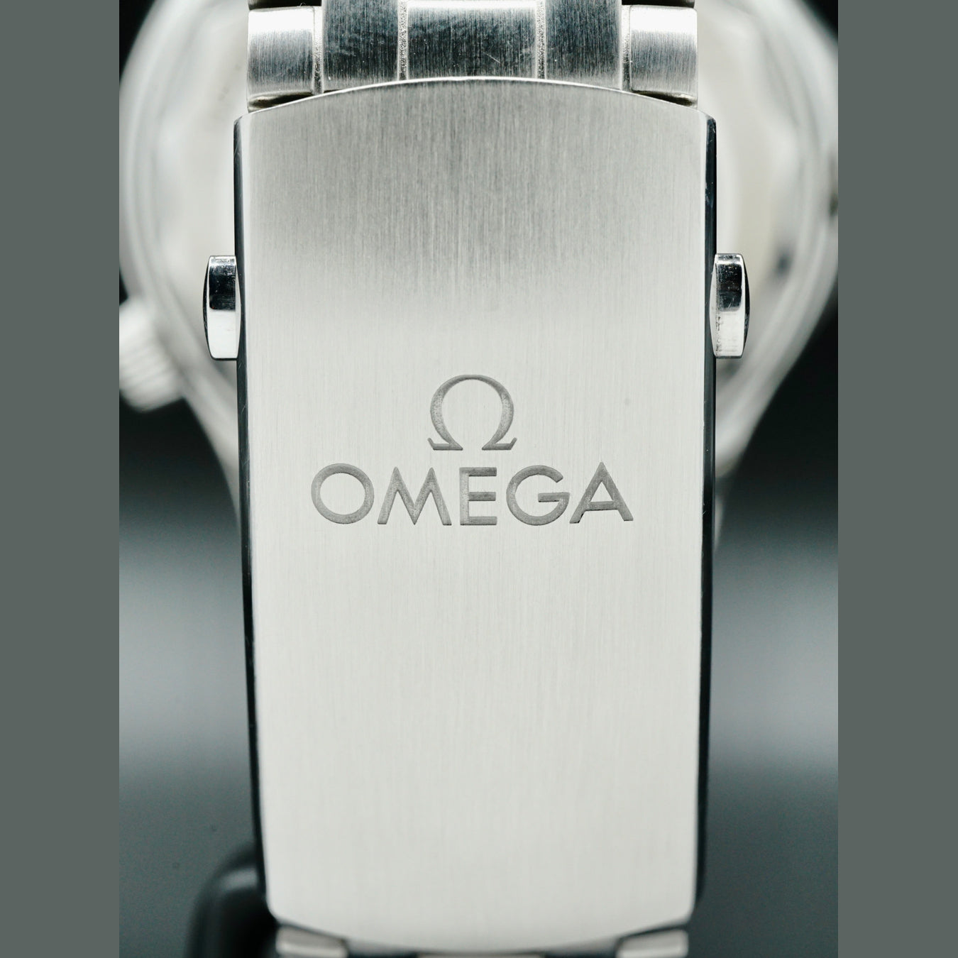 Omega 210.30.42.20.03.001 Seamaster Diver 300M Co-Axial Master Chronometer on Bracelet