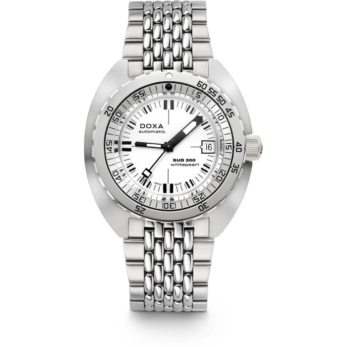 Doxa 821.10.011.10 SUB 300 Whitepearl on Bracelet