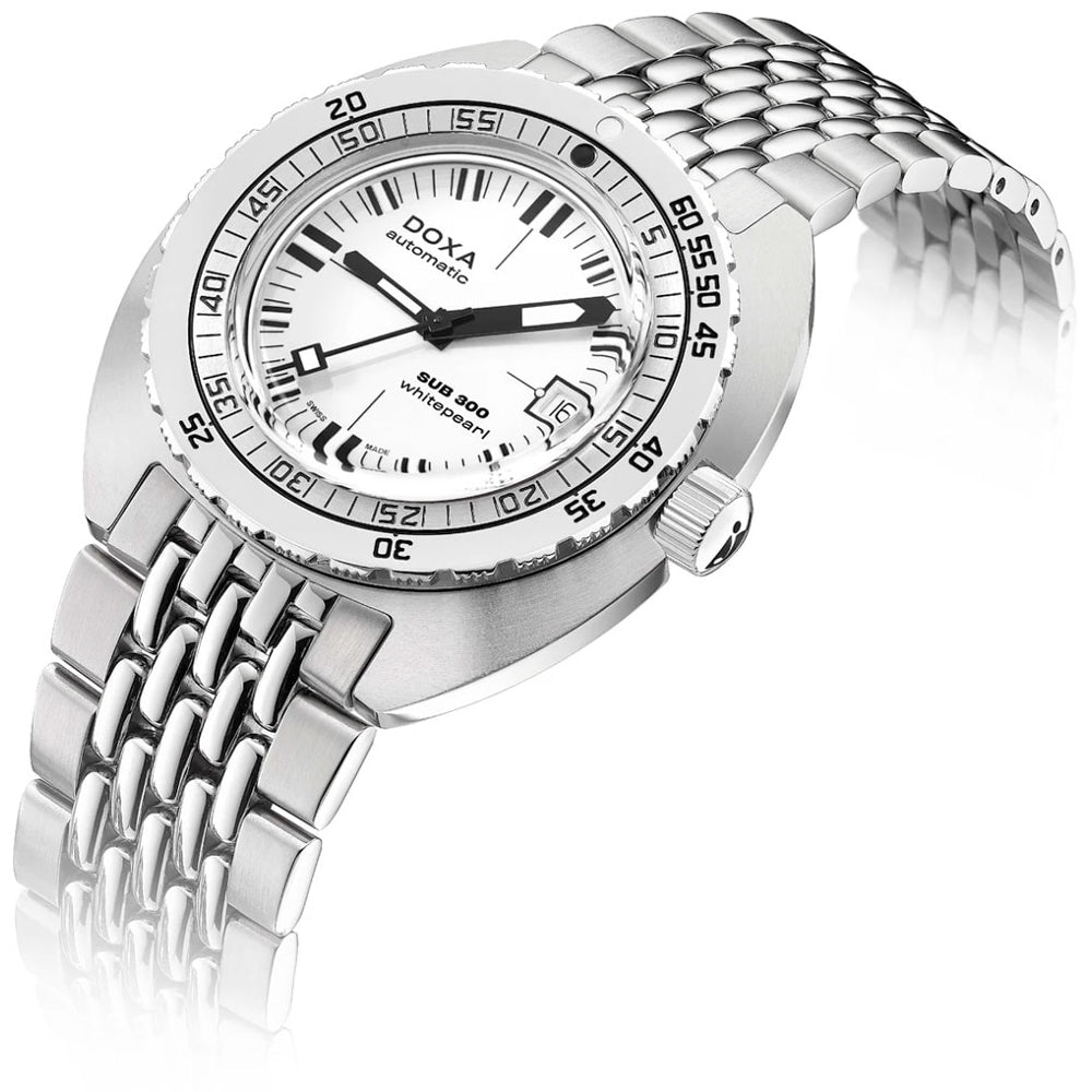 Doxa 821.10.011.10 SUB 300 Whitepearl on Bracelet
