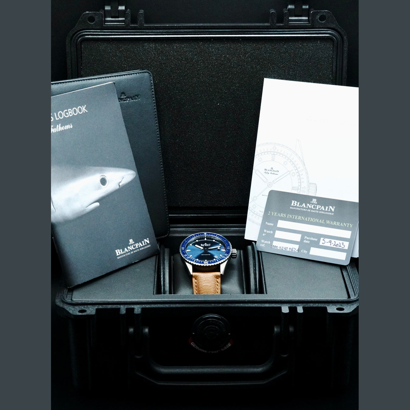 Blancpain 5000 0240 O52A Fifty Fathoms Bathyscape Grey Ceramic Blue Dial
