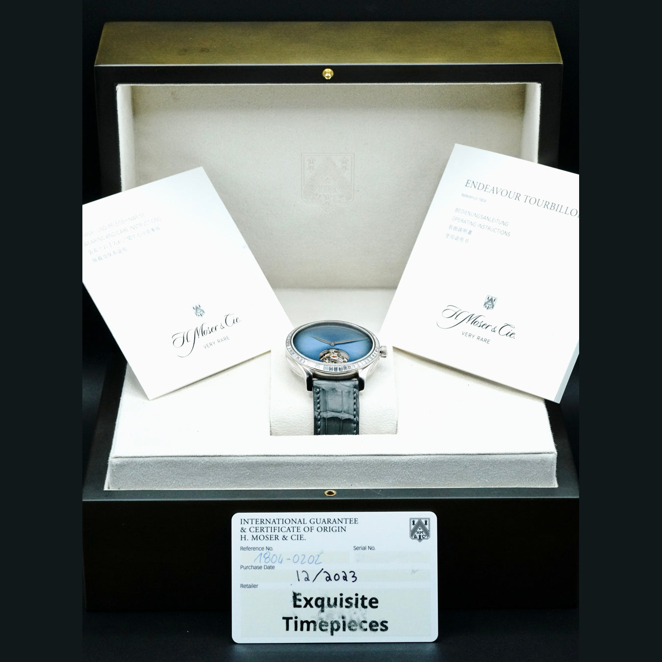 H. Moser & Cie. 1804-0202 Endeavour Tourbillon Funky Blue