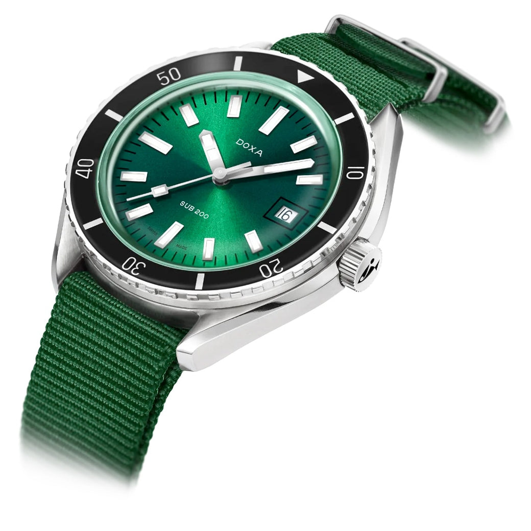 DOXA Sub 200 Sea Emerald 799.10.131.26-N on NATO Strap