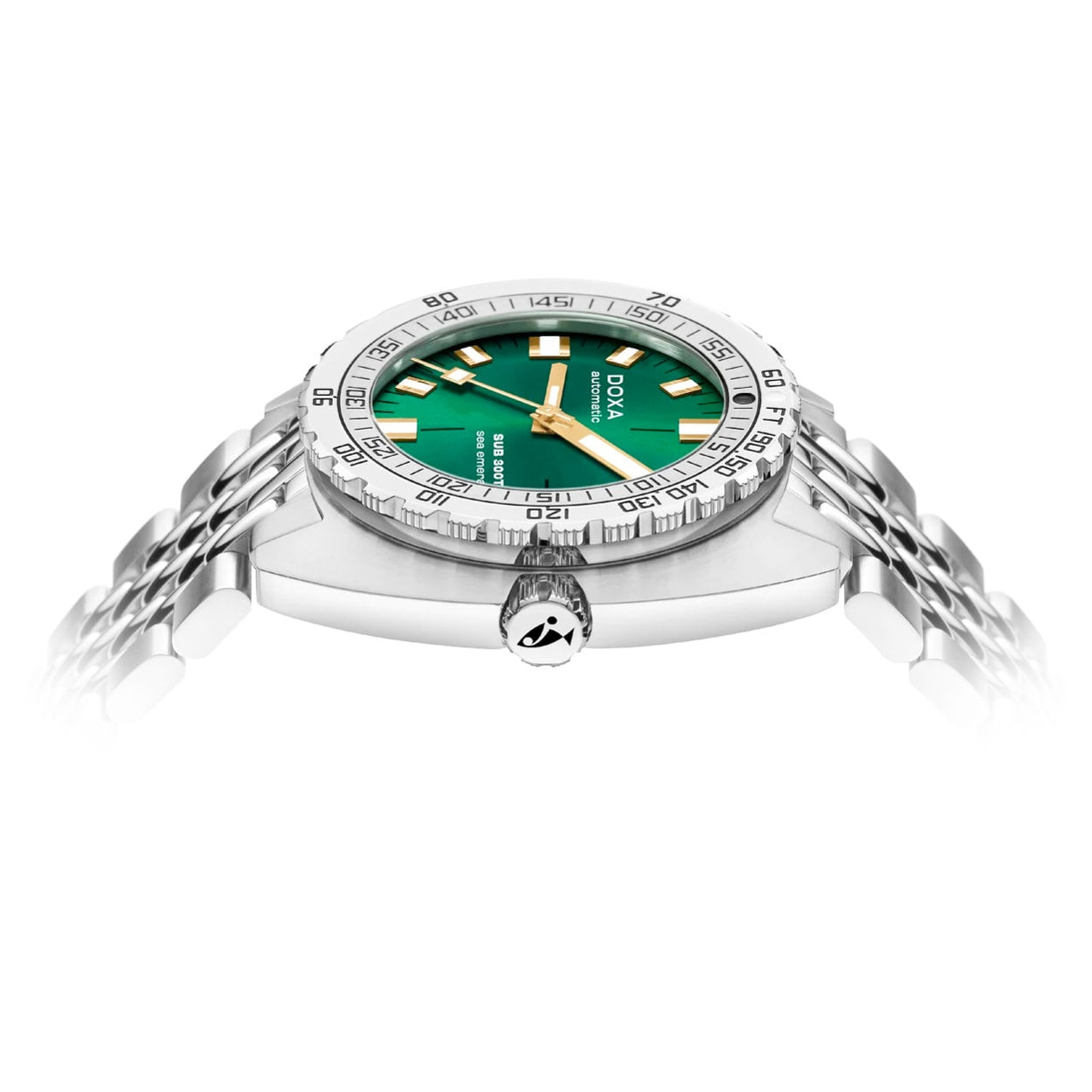 DOXA Sub 300T Sea Emerald 840.10.131.10 on Bracelet