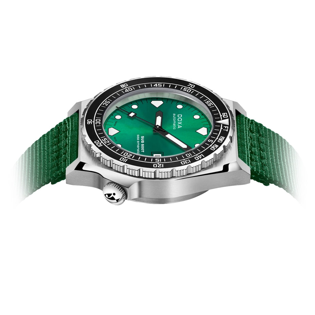 DOXA Sub 600T Sea Emerald 861.10.131.26-N on NATO Strap
