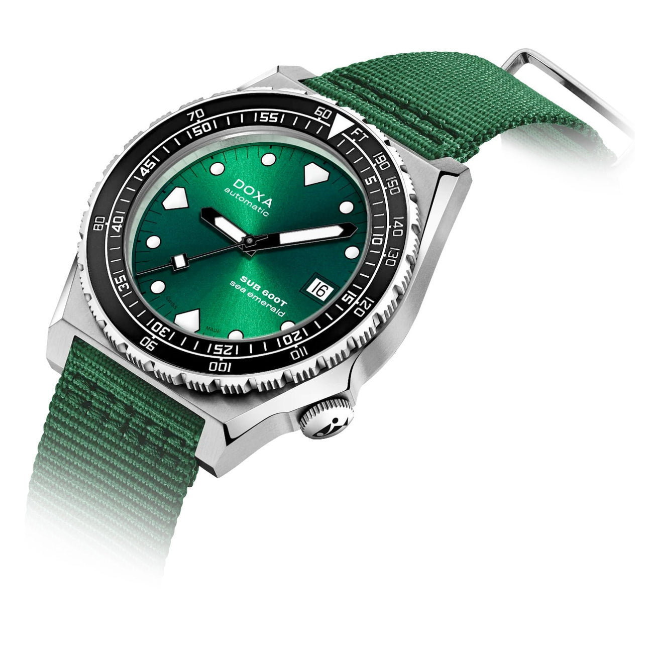 DOXA Sub 600T Sea Emerald 861.10.131.26-N on NATO Strap