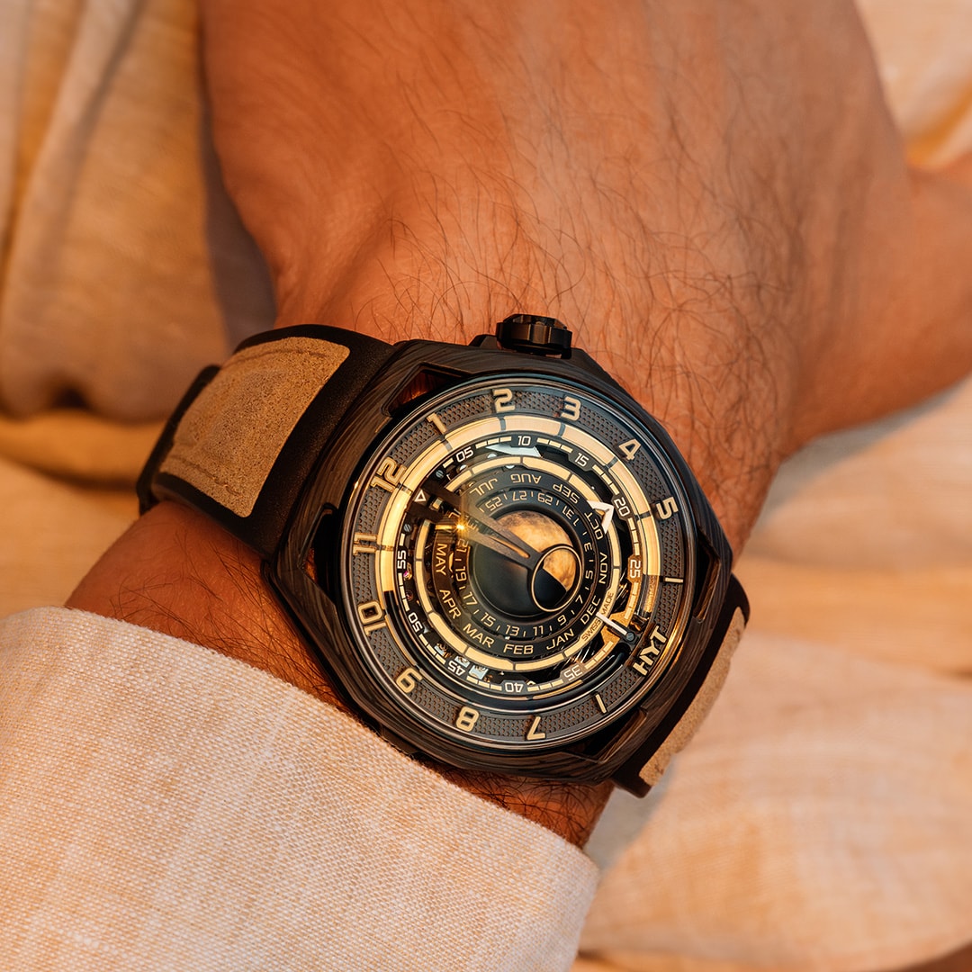 HYT H02984-A Moon Runner Desert Limited Edition