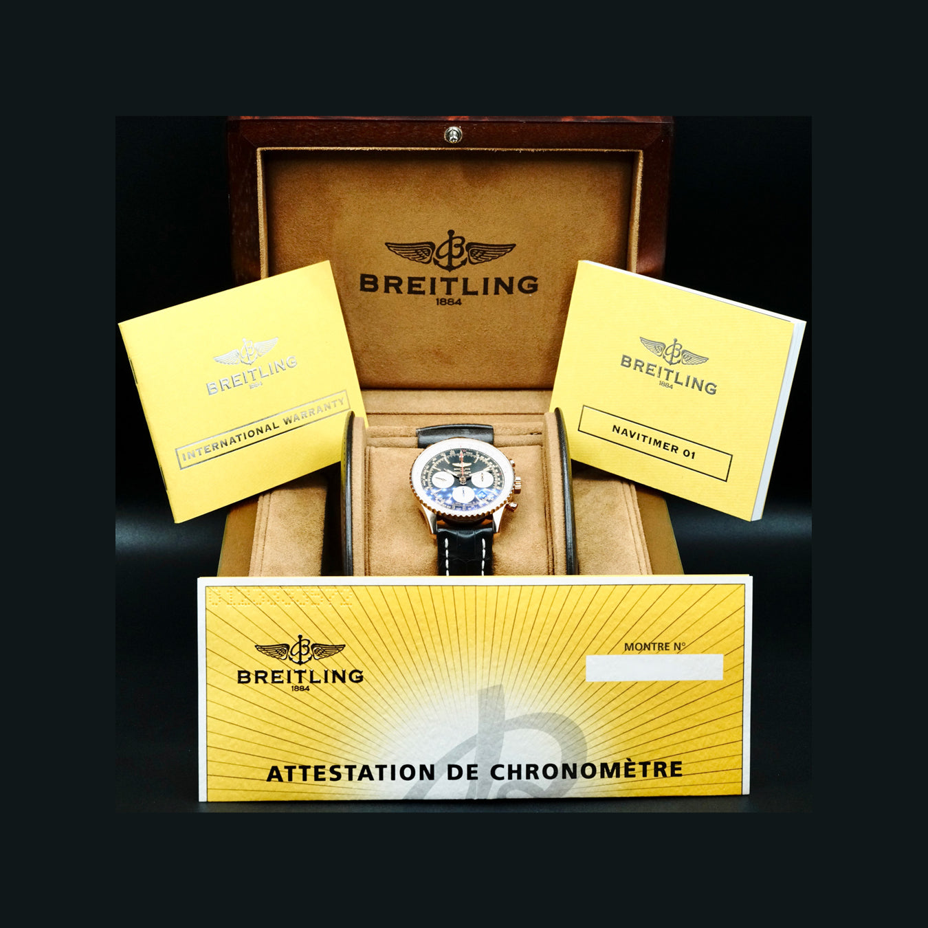 Breitling RB012012/BA49 Navitimer 01