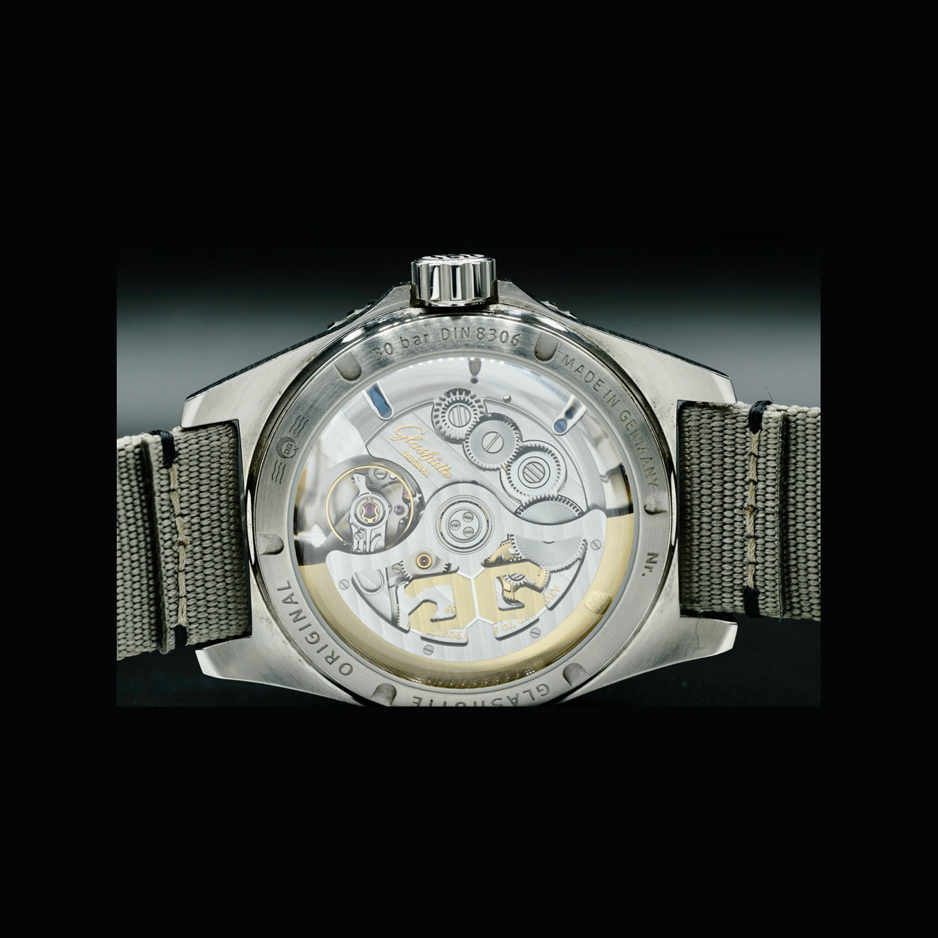 Glashütte Original 1-36-13-02-81-34 SeaQ Panorama Date Blue Dial