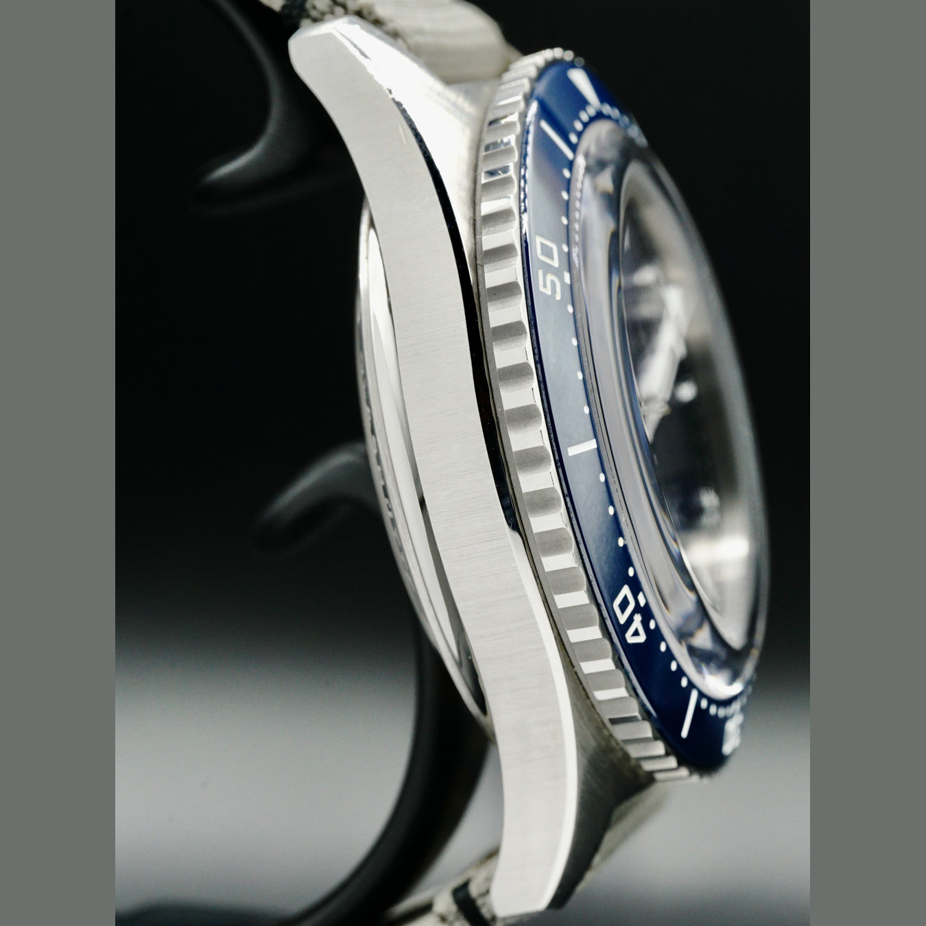 Glashütte Original 1-36-13-02-81-34 SeaQ Panorama Date Blue Dial