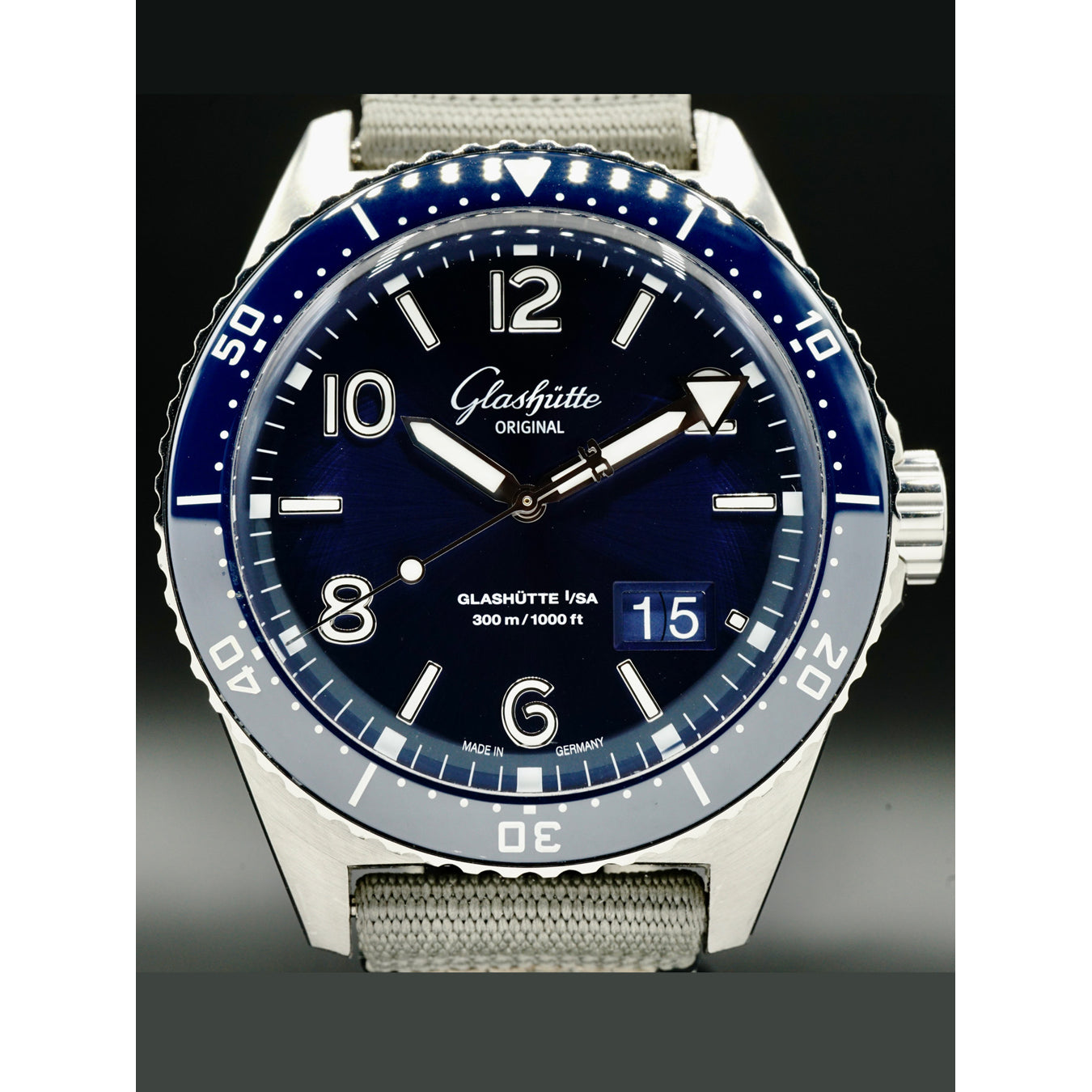 Glashütte Original 1-36-13-02-81-34 SeaQ Panorama Date Blue Dial