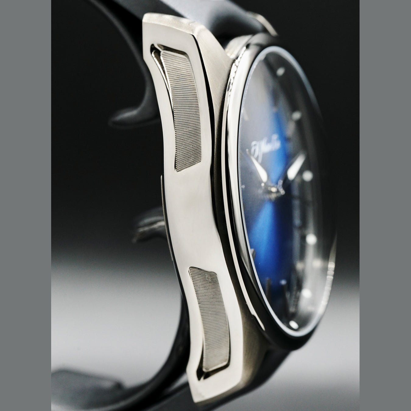 H. Moser & Cie. 3200-1205 Pioneer Centre Seconds Funky Blue Black Edition