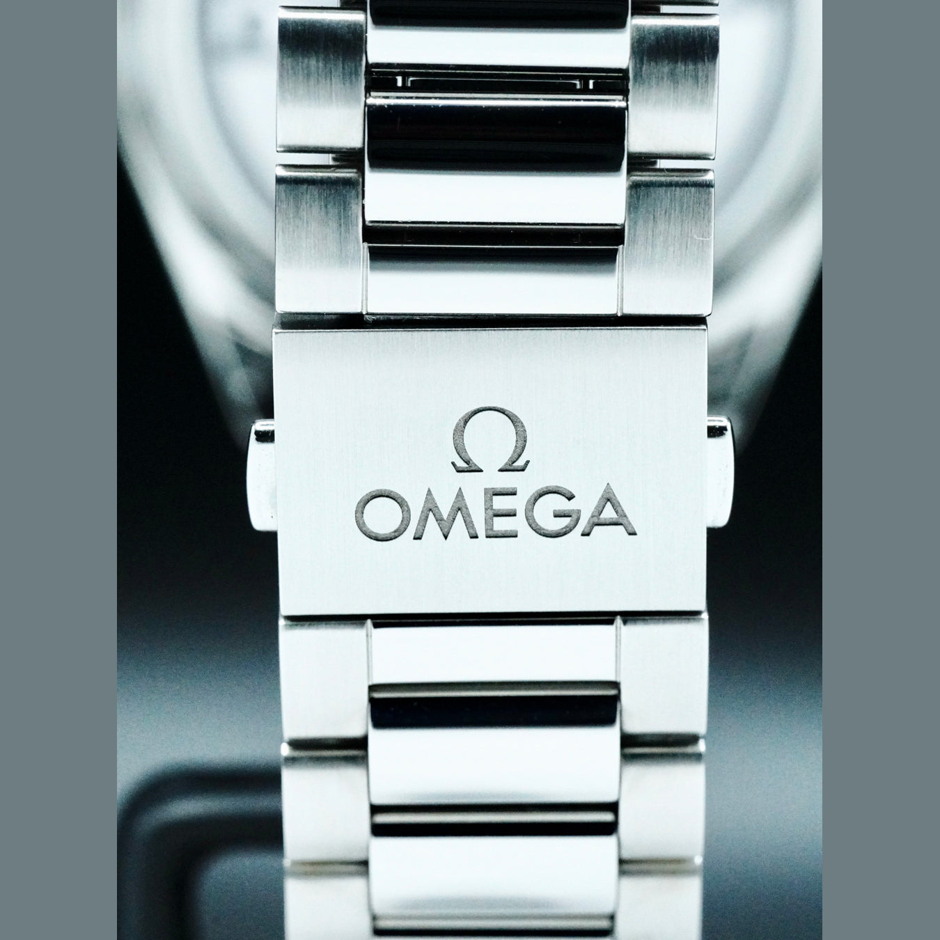 Omega 220.10.41.21.01.002 Seamaster Aqua Terra 150M 41mm Black Steel on Bracelet